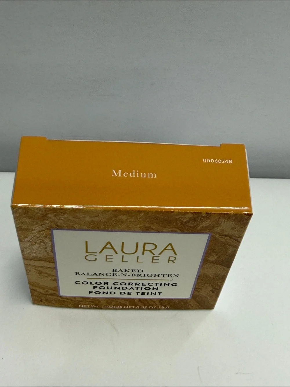 Laura Geller Baked Balance-N-Brighten Foundation Medium 0.32 oz 9g NIB